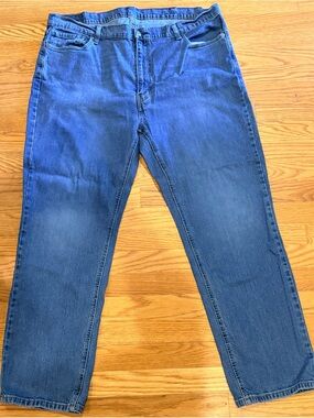 Classic Men's Levi’s 541 42x32 Blue Denim Jeans - Comfortable Everyday Fit